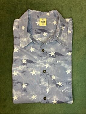Rustic Blue Star-Print Men's Button-Up Shirt, Size: M. (6403)